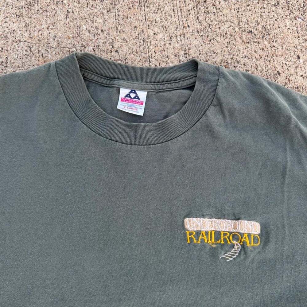 Vintage underground railroad embroidered t shirt XL
